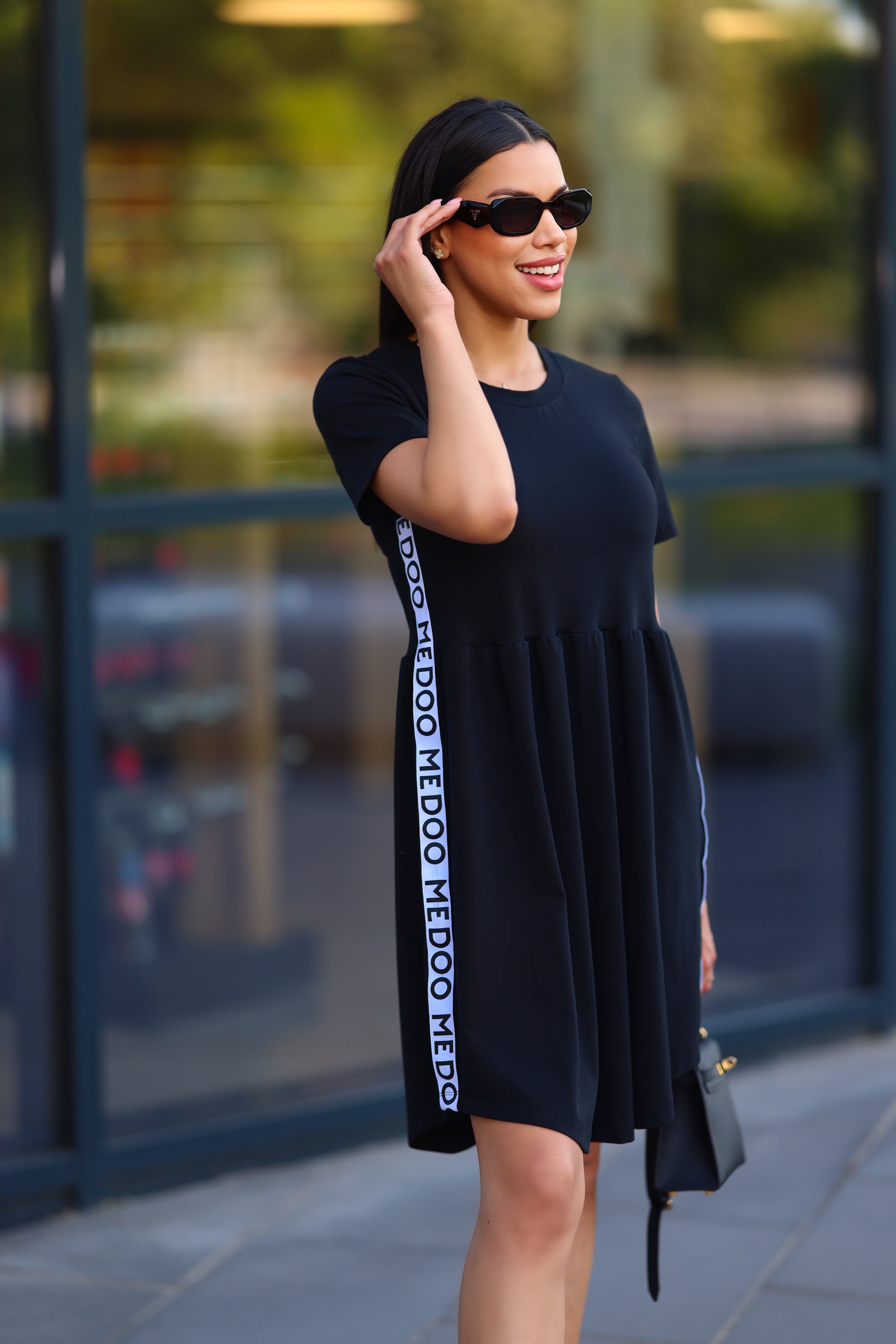 Knee dress